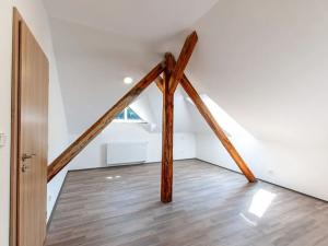 Prodej bytu 2+1, Úpice, Na Veselce, 34 m2