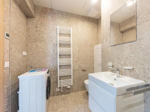 Pronájem bytu 2+kk, Praha - Nusle, Svatoslavova, 54 m2