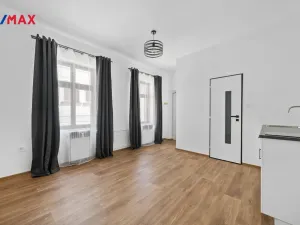 Prodej činžovního domu, Úpice, Dr. E. Beneše, 84 m2