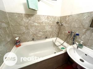 Pronájem bytu 2+1, Karviná, Na Kopci, 57 m2