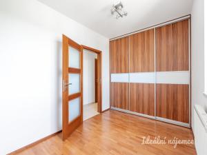 Pronájem bytu 2+kk, Praha - Kyje, Břeclavská, 48 m2
