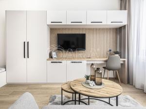 Pronájem bytu 1+kk, Praha - Karlín, Pobřežní, 32 m2