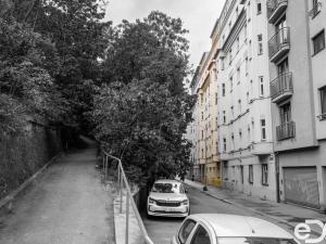 Prodej bytu 2+kk, Praha, Pod Kavalírkou, 44 m2