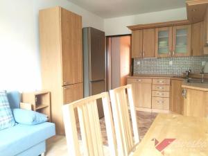 Pronájem bytu 2+kk, Milovice - Mladá, Komenského, 45 m2
