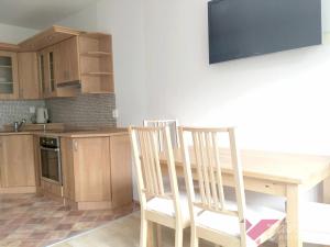 Pronájem bytu 2+kk, Milovice - Mladá, Komenského, 45 m2