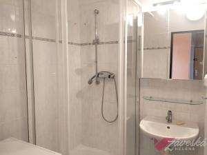 Pronájem bytu 2+kk, Milovice - Mladá, Komenského, 45 m2