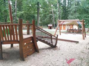 Pronájem bytu 2+kk, Milovice - Mladá, Komenského, 45 m2