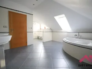 Pronájem rodinného domu, Psáry, Pod Vysokou, 294 m2