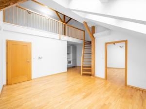 Pronájem kanceláře, Praha - Nové Město, Na struze, 56 m2