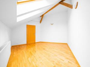 Pronájem kanceláře, Praha - Nové Město, Na struze, 56 m2