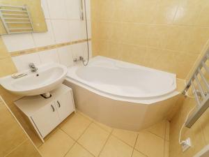 Pronájem bytu 4+1, Ostrava, Opavská, 83 m2