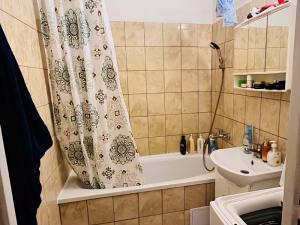Pronájem bytu 2+1, Stráž pod Ralskem, Máchova, 42 m2