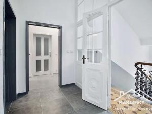 Pronájem bytu 2+kk, Kolín, Karlovo náměstí, 58 m2