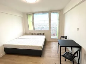 Pronájem bytu 1+kk, Praha - Radotín, Vrážská, 28 m2