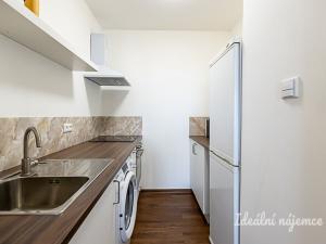 Pronájem bytu 2+kk, Praha - Chodov, Malenická, 47 m2