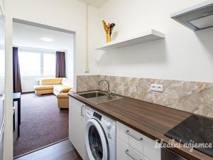 Pronájem bytu 2+kk, Praha - Chodov, Malenická, 47 m2