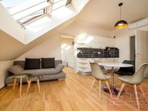 Pronájem bytu 3+kk, Praha - Žižkov, Kubelíkova, 81 m2