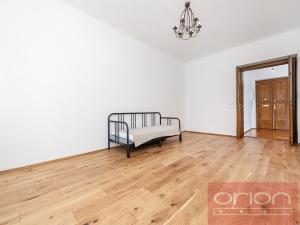 Pronájem bytu 3+1, Praha - Nové Město, Růžová, 103 m2