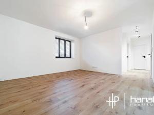 Pronájem bytu 2+kk, Velká Bystřice, 8. května, 66 m2