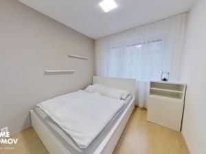 Pronájem bytu 2+kk, Zlín, Kúty, 44 m2