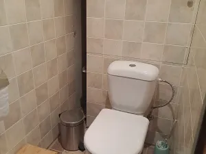 Pronájem bytu 3+1, Praha - Troja, Mazovská, 66 m2