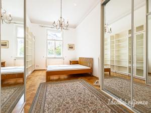 Pronájem bytu 2+1, Praha, Slavíkova, 77 m2