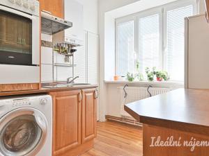 Pronájem bytu 2+kk, Brno, Staňkova, 48 m2