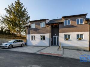 Pronájem bytu 3+kk, Vochov, 83 m2