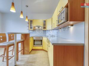 Pronájem bytu 2+kk, Klatovy - Klatovy III, Sídliště U Pošty, 36 m2