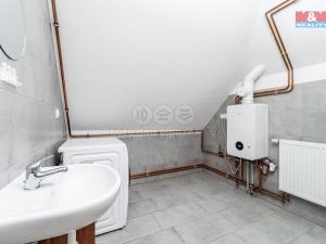 Prodej činžovního domu, Studená, nám. Sv. J. Nepomuckého, 229 m2
