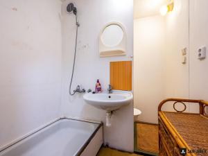 Pronájem bytu 1+kk, Hradec Králové - Nový Hradec Králové, třída Edvarda Beneše, 29 m2