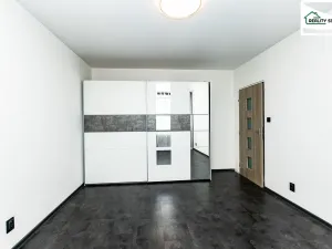 Prodej bytu 3+1, Lázně Kynžvart, Dlouhá, 81 m2