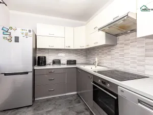 Prodej bytu 3+1, Lázně Kynžvart, Dlouhá, 81 m2