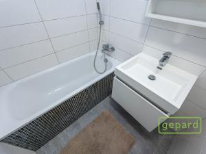 Pronájem bytu 3+kk, Praha - Strašnice, Rubensova, 65 m2