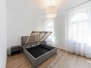 Prodej bytu 2+kk, Praha - Smíchov, Kmochova, 45 m2