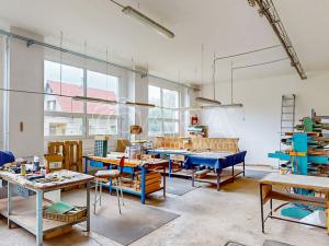 Prodej skladu, Luby, 1700 m2