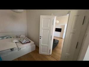 Pronájem bytu 2+kk, Praha - Nové Město, Spálená, 73 m2