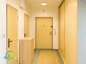 Prodej bytu 3+1, Praha - Malešice, Počernická, 73 m2