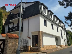 Pronájem bytu 1+kk, Praha - Hlubočepy, Pod Žvahovem, 23 m2