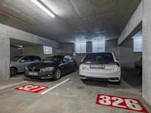 Prodej bytu 2+kk, Jesenice, Cedrová, 66 m2