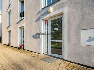 Prodej bytu 2+kk, Jesenice, Cedrová, 66 m2