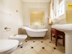 Prodej ubytování, Štramberk, Náměstí, 2230 m2