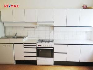 Pronájem bytu 3+1, Praha - Smíchov, U Klikovky, 93 m2