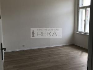 Pronájem bytu 2+kk, Praha - Smíchov, Kmochova, 48 m2