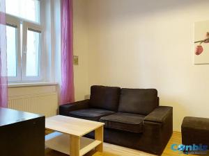 Pronájem bytu 2+kk, Praha - Holešovice, U Uranie, 37 m2