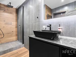 Prodej bytu 3+1, Třebíč, Jar. Haška, 72 m2