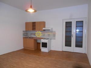 Pronájem bytu 1+1, Hradec Králové, V Lipkách, 47 m2