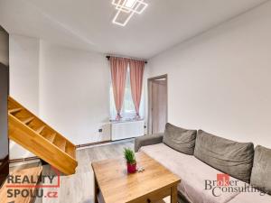 Prodej bytu 3+kk, Hronov - Žabokrky, 93 m2