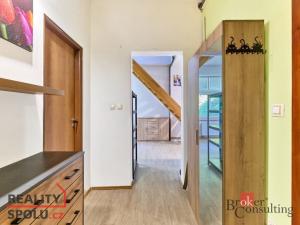Prodej bytu 3+kk, Hronov - Žabokrky, 93 m2