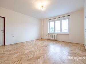 Pronájem bytu 2+1, Praha - Vršovice, náměstí Svatopluka Čecha, 58 m2